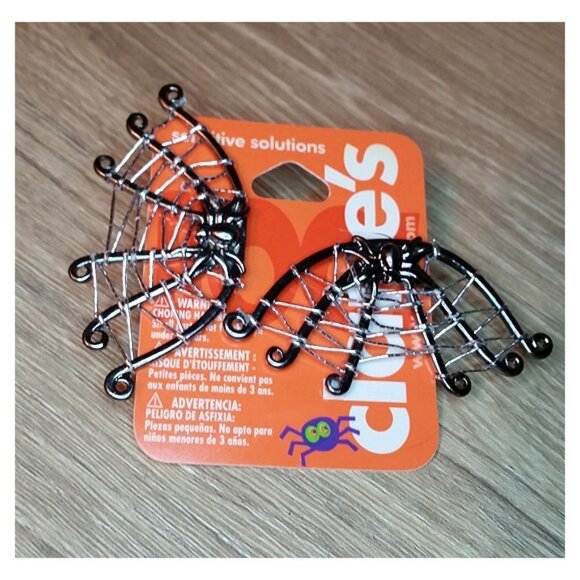 GUNMETAL large goth spiderweb earrings - Picture 1 of 3